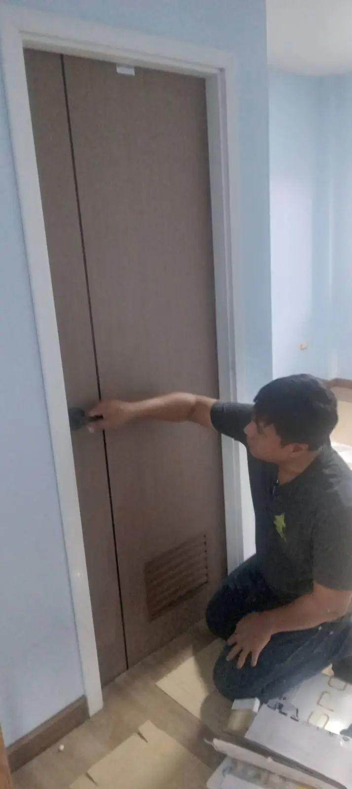 ปรับบานประตู