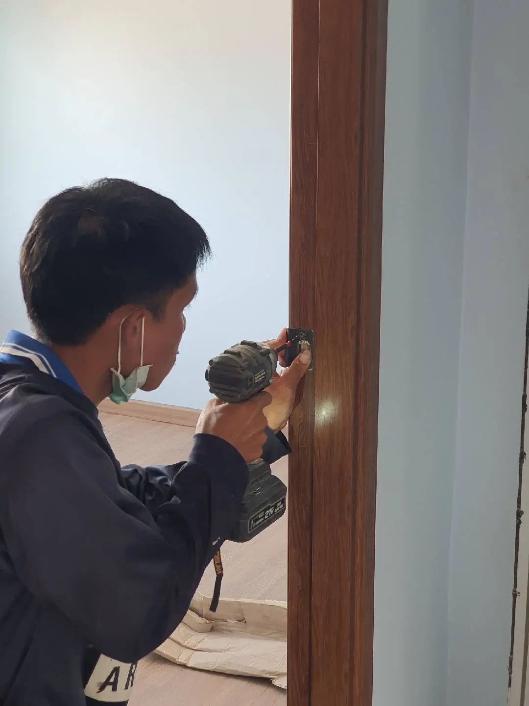 ติดตั้งลูกบิดประตู