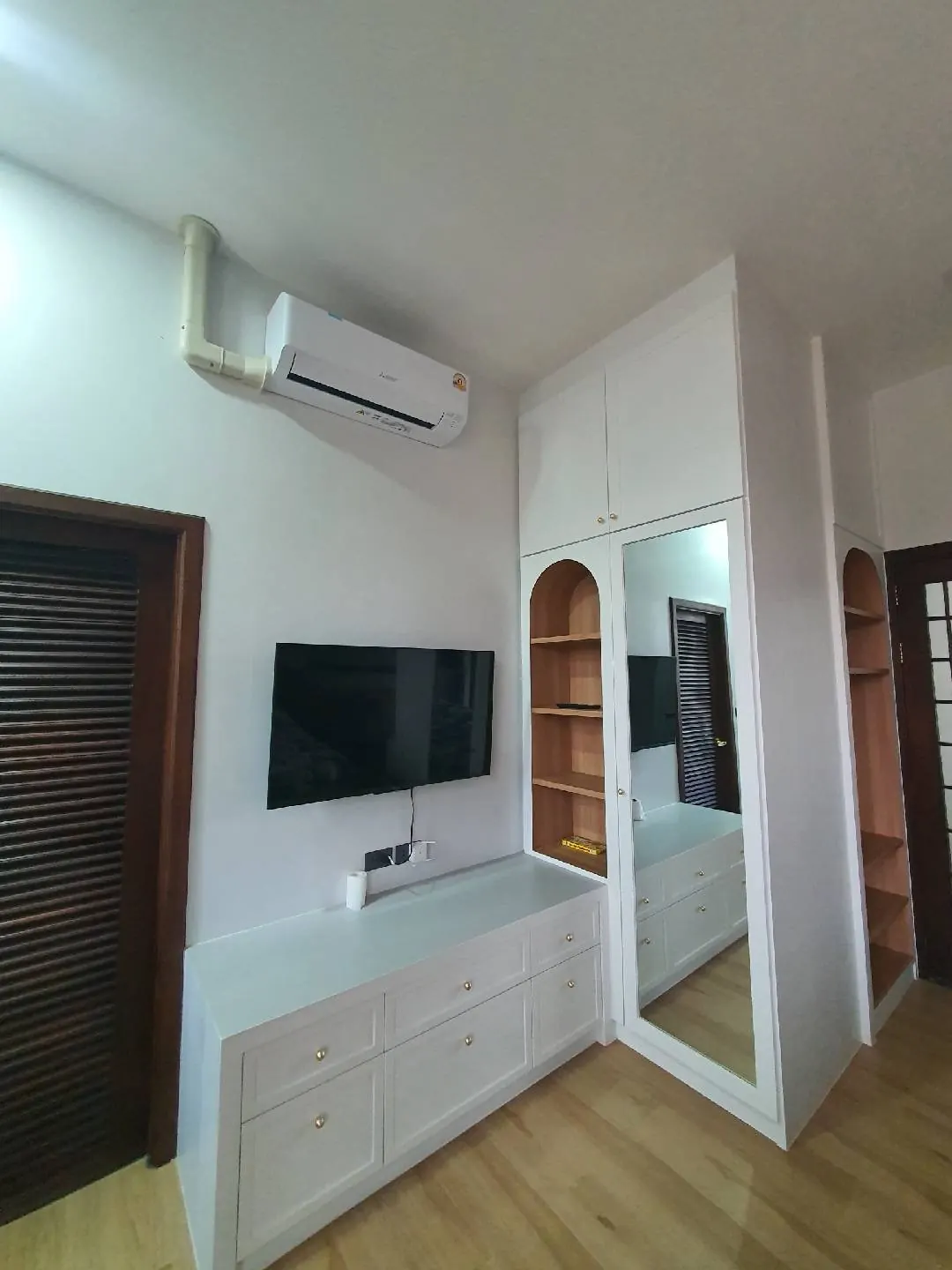 เครื่องปรับอากาศในห้องที่เสร็จแล้ว