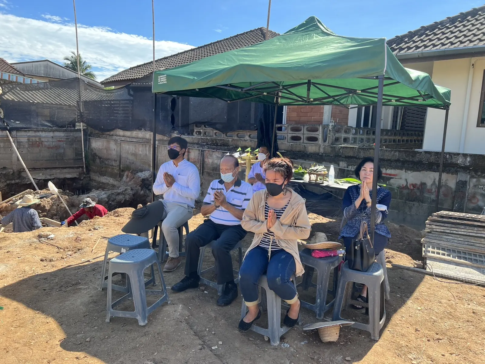 ประชุมกับเจ้าของบ้านที่หน้างาน
