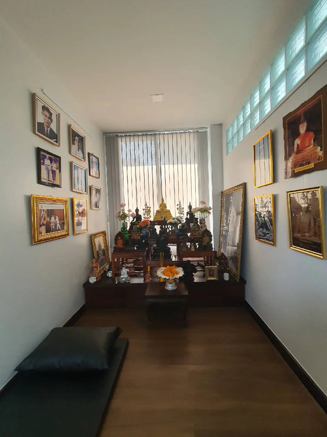 ห้องพระ