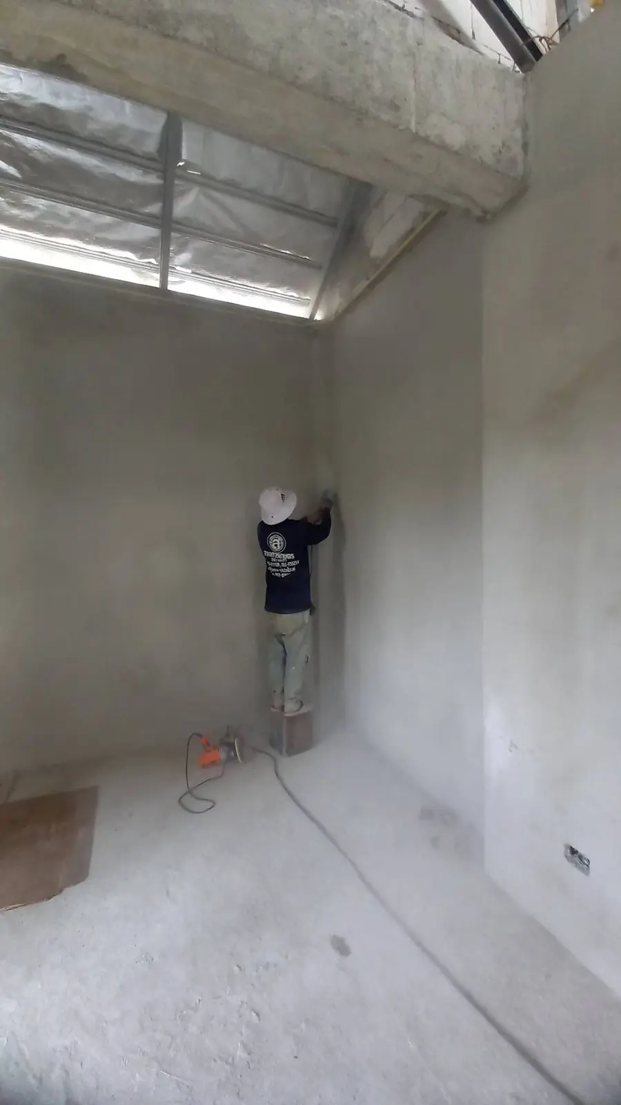 ฉาบผนังห้อง